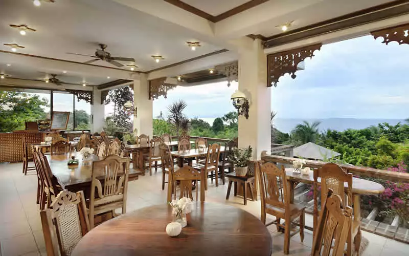 Restaurant in the Amarela Beach Resort