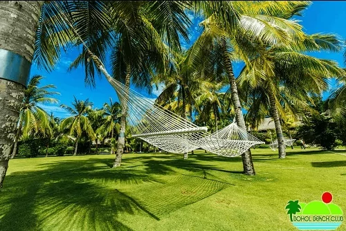 Bohol Beach Club - Relaxing in the Hammock