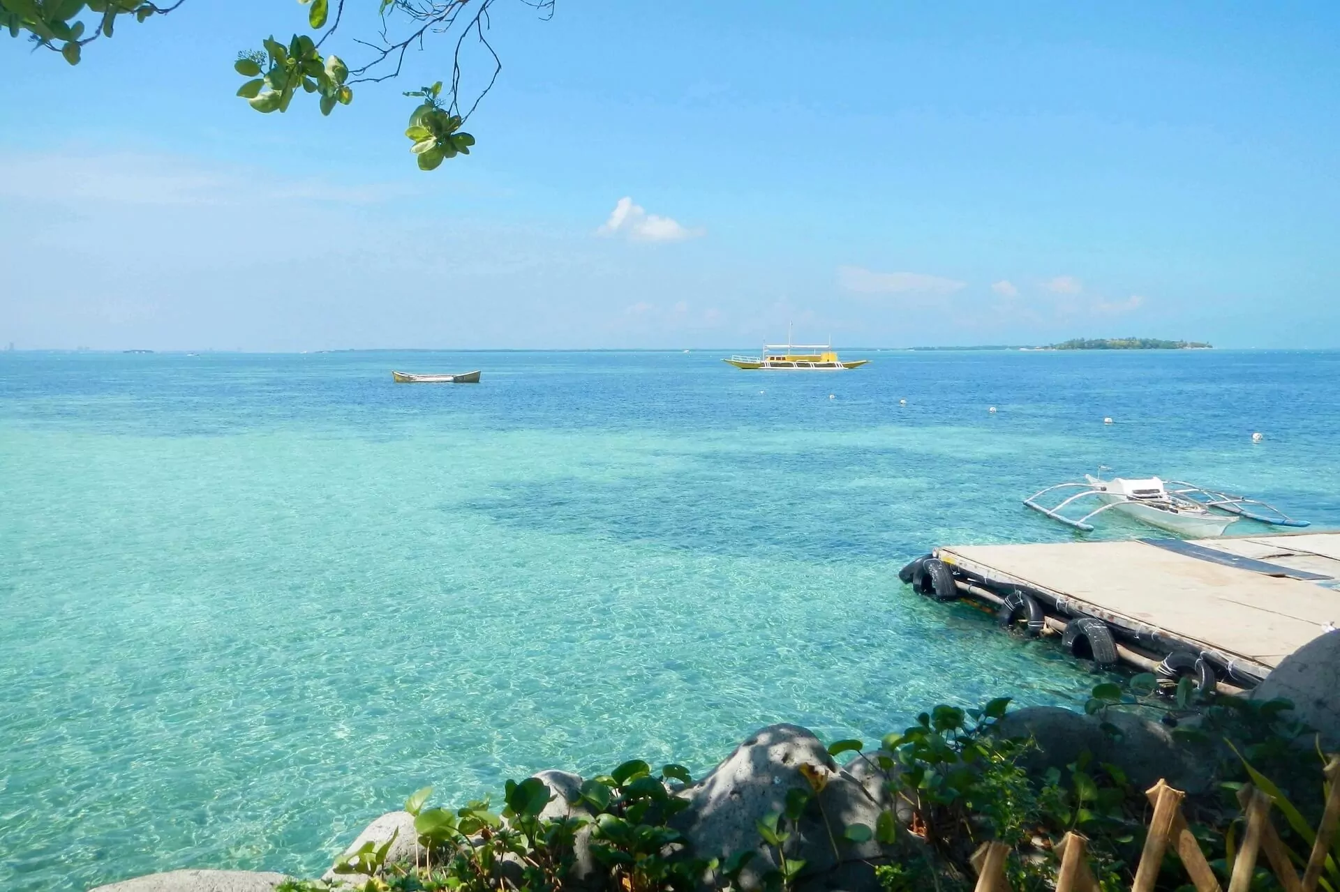 Enjoying the wonderful oceanview in Cebu